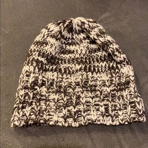 Madewell marled knit beanie.